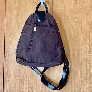 Baggallini Metro brown vegan woven nylon 1 or 2 strap convertible backpack EUC
